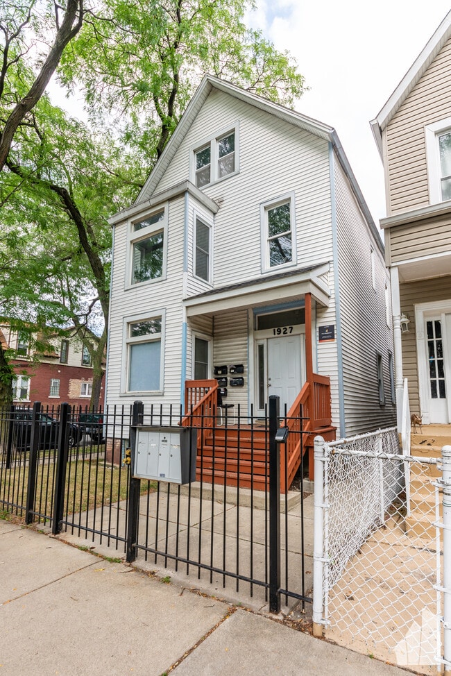 Photo - 1927 N Kedzie Ave Condo Unit 1R