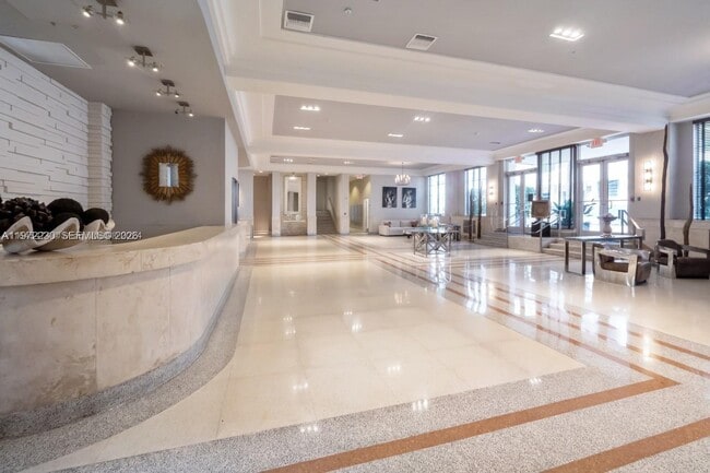 Photo - 435 21st St Unit 315