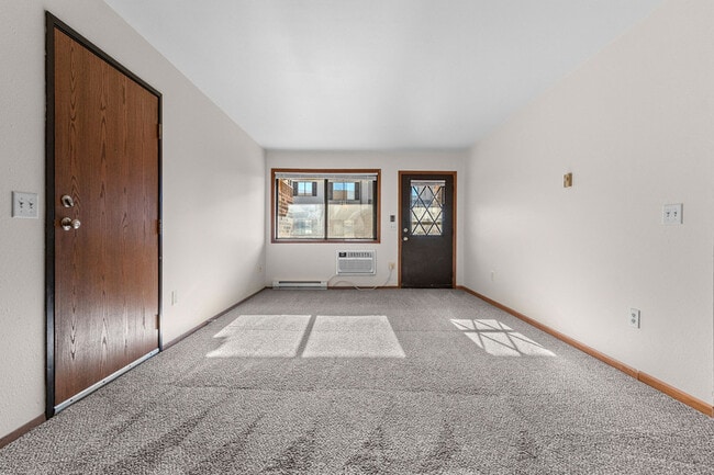 Oakridge Apartments