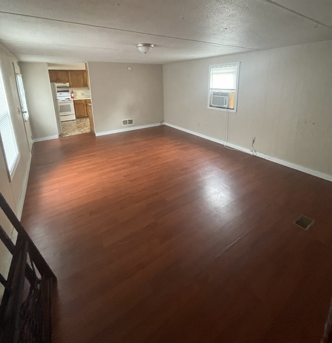 Photo - 351 Franklin Heights