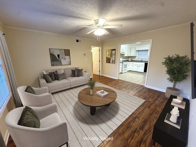 Photo - 107 Barrington Dr