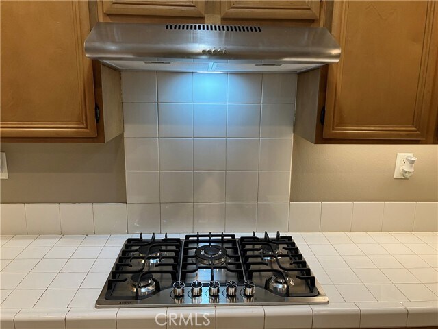 Photo - 6442 Lotus St