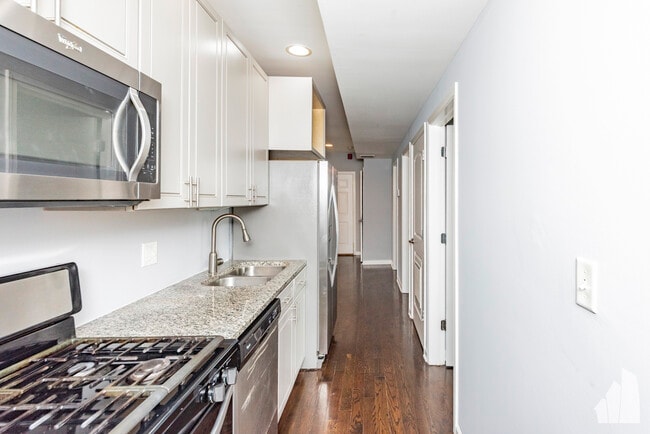 Building Photo - 1012 S 1st Ave Rental