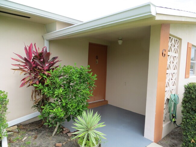 Photo - 2723 Dudley Dr E Unit G