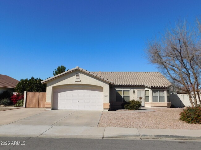 Photo - 2430 E Fairview St Casa