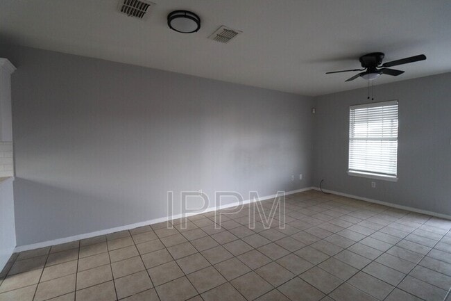 Photo - 809 S Michigan St Unit 4