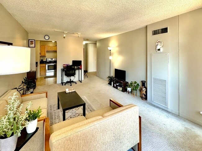 Photo - 200 N Dearborn St Unit 2605