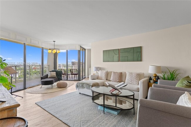 Photo - 1000 Quayside Terrace Unit TS-05