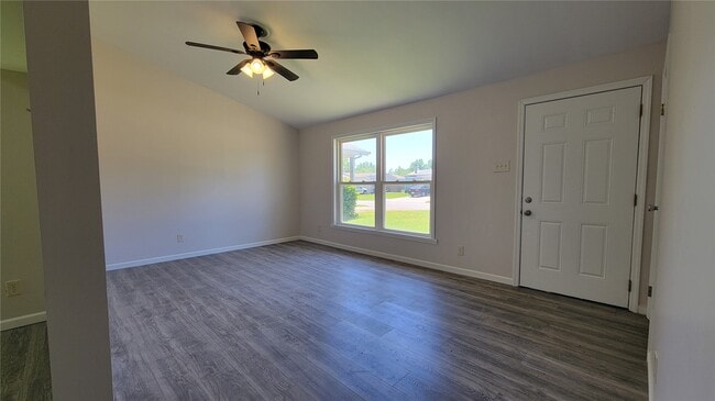 Photo - 59 Cedar Ridge Dr