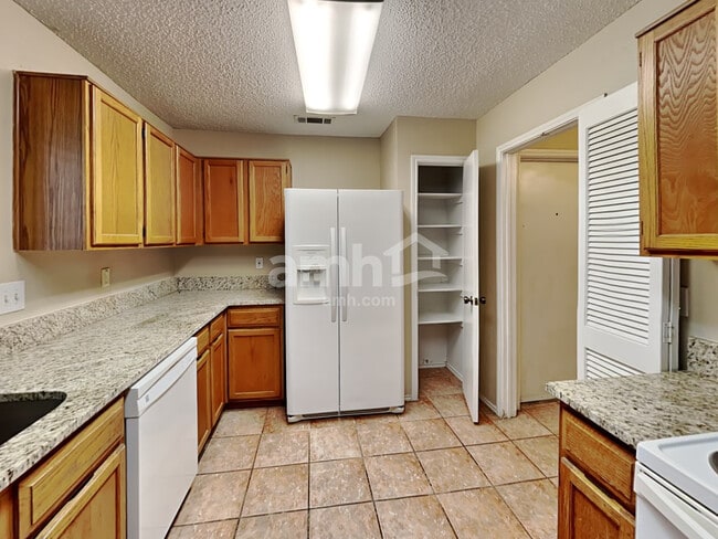 Photo - 3717 Flagstone Ave