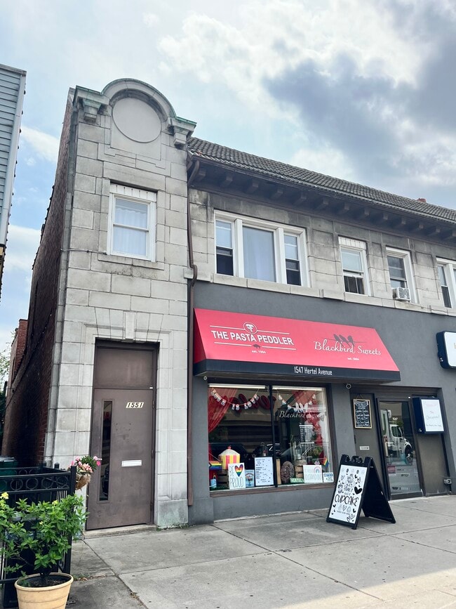 Building Photo - 1551 Hertel Ave Unit 9 Rental