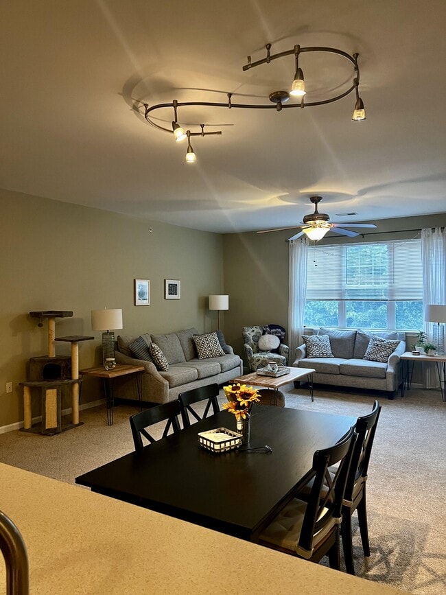 Photo - 5212 Nuthall Dr