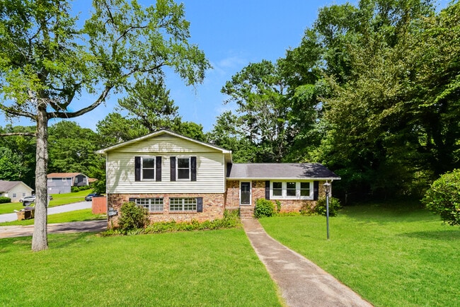 Building Photo - 7312 Penland Dr Rental