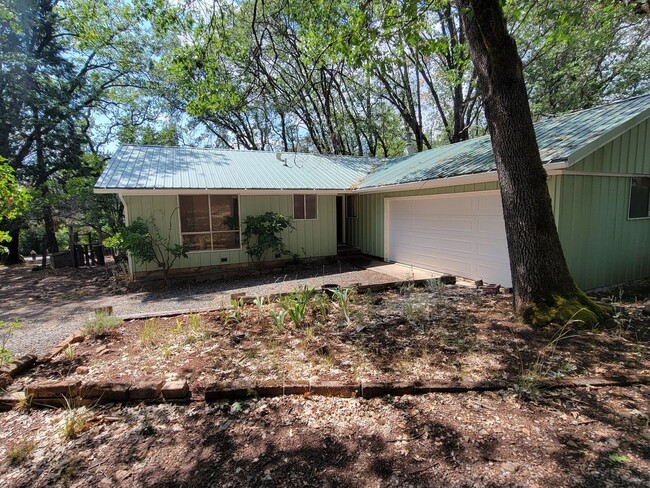 Building Photo - Nice Home Near Weaverville!!