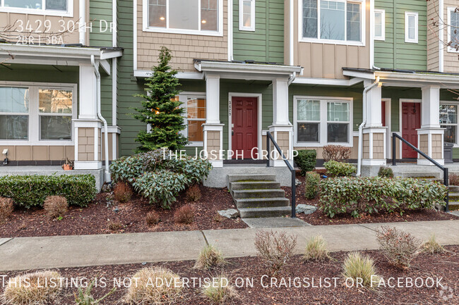 Building Photo - Updated 2 bed in Everett - Two primary bed... Rental