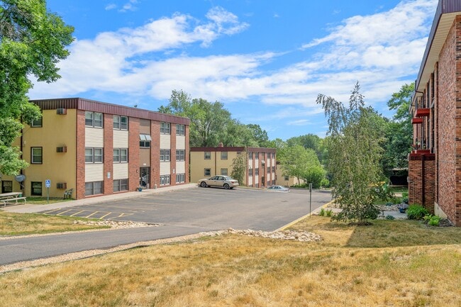 Lily Lake Terrace
