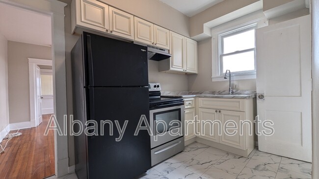 Building Photo - 469 Delaware Ave Rental