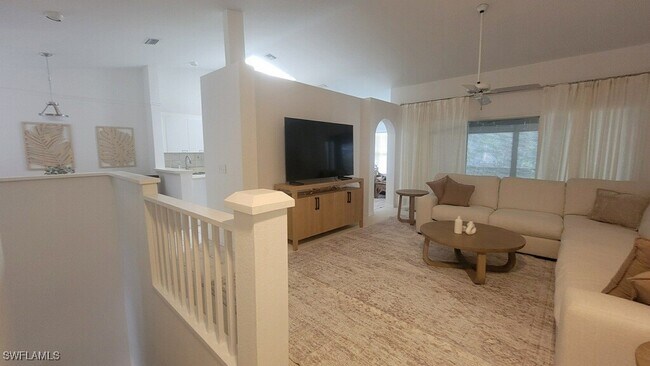 Building Photo - 341 Emerald Bay Cir Unit T5 Rental