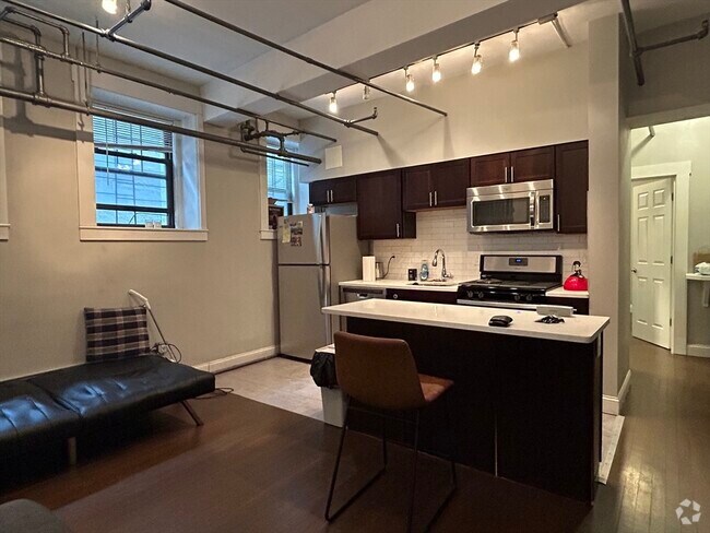 Building Photo - 114 Riverway Unit 99 Rental