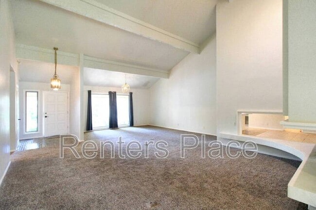 Photo - 6630 S New Haven Ave