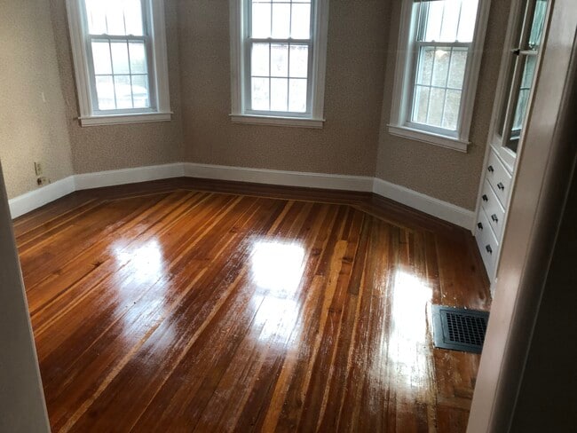 Photo - 44 N Payne St Unit 44 NP