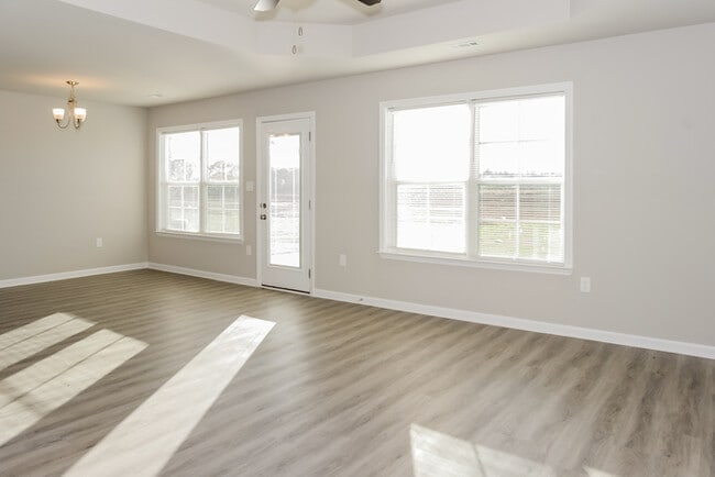 Photo - 478 Carter Grove Rd