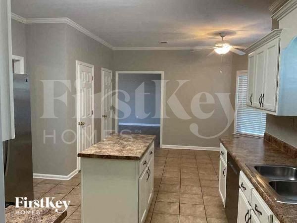 Photo - 350 E Nolley Dr