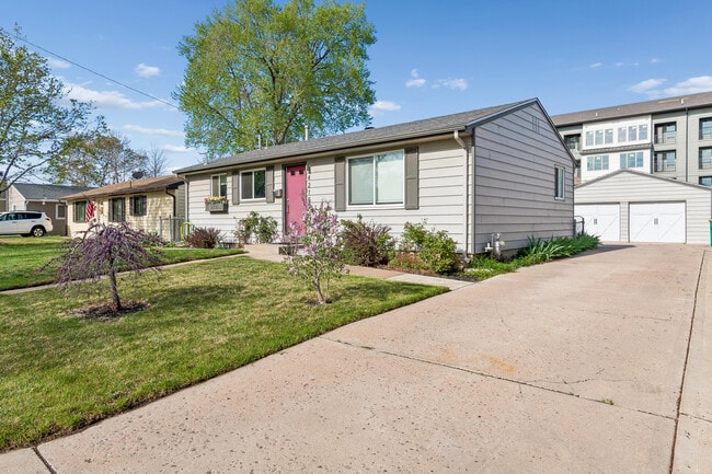 Photo - 4215 S Lipan St