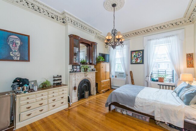 Photo - 208 5th St Unit 2