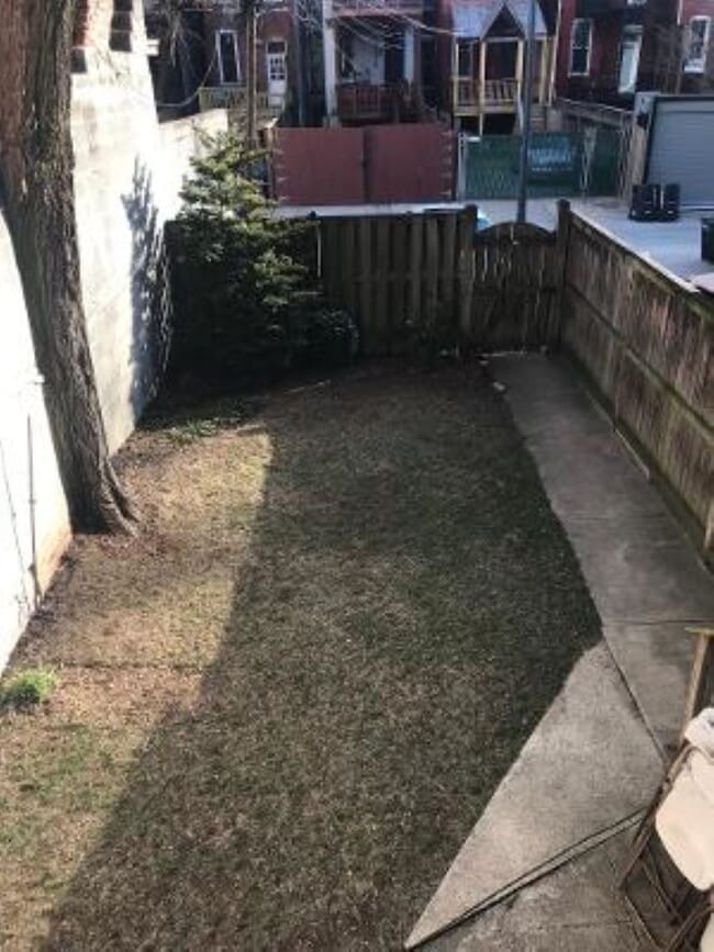 Photo - 1336 Kenyon St NW