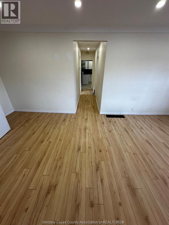 Photo - 819 Frank Ave