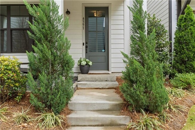 Photo - 4391 Gillon Cir SE