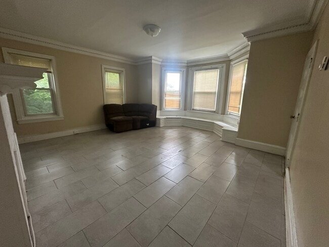 Building Photo - 1205 Arrott St Unit 4 Rental