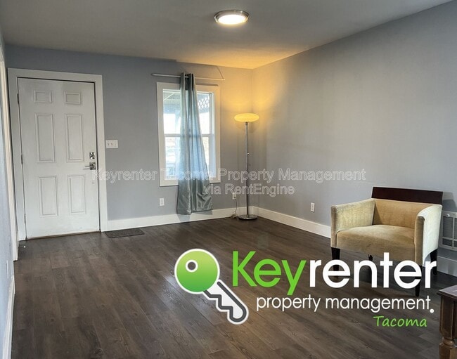 Photo - 4803 S Oakes St
