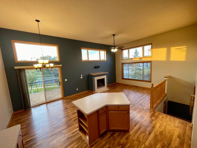 Building Photo - 15115 Cimarron Ct