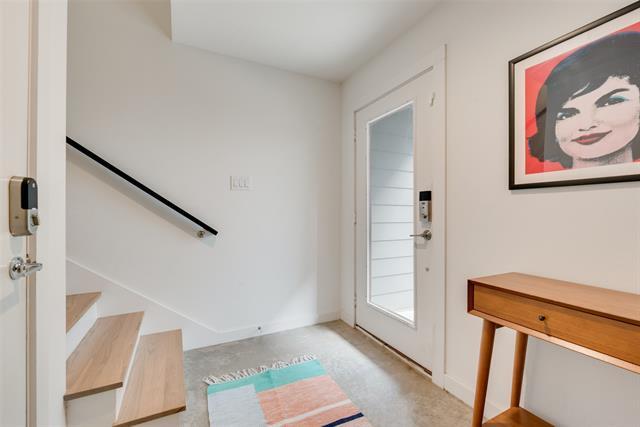 Photo - 4705 Bryan St Unit 302