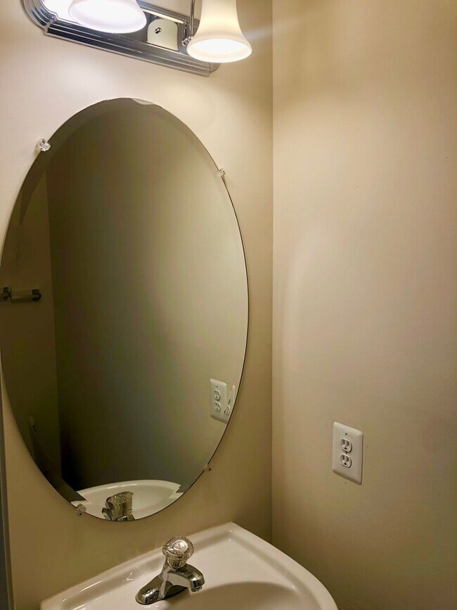 Photo - Gorgeous 3BR/2.5BA Townhome in Hyattsville