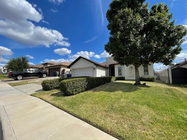 115 Calma Dr