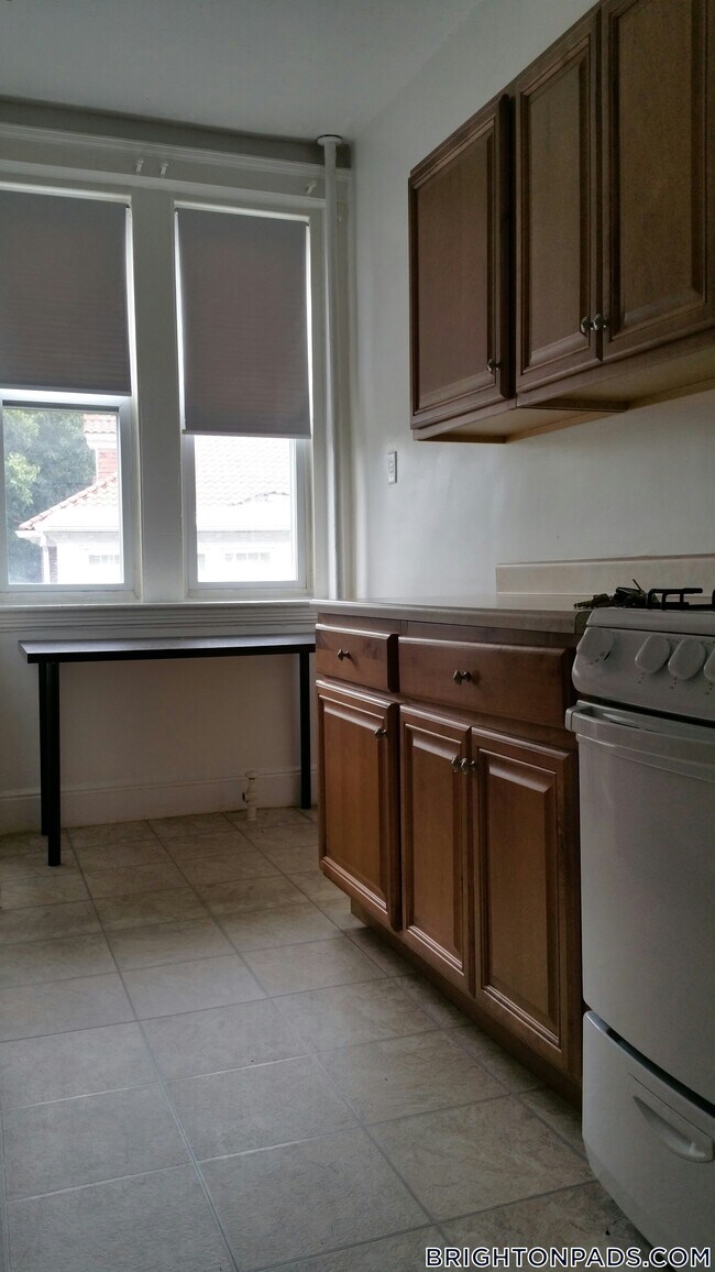 Photo - 1800 Commonwealth Ave Unit 14