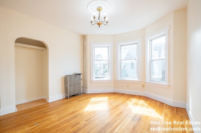Photo - 110 Murdock St Unit 3