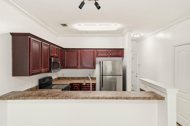 2168 Hadleigh Hills Ct