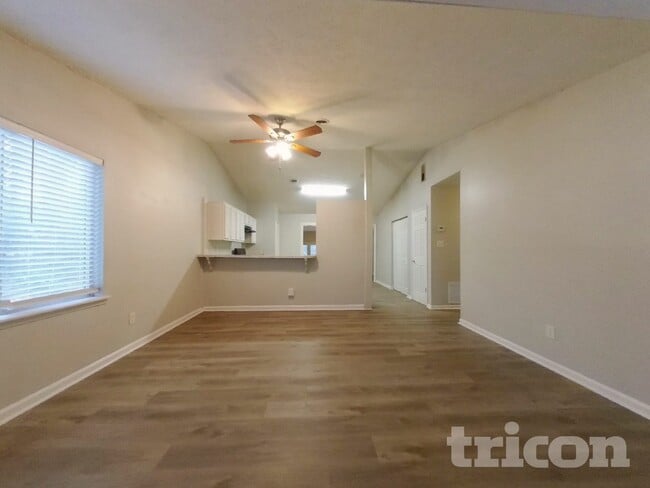 Photo - 3182 Lake Monroe Rd