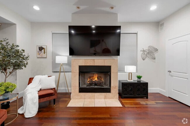 Building Photo - 1621 W Beach Ave Unit ID1244913P Rental