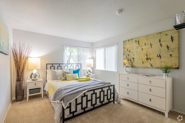 1BR, 1BA
