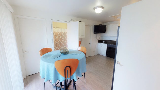 Capri Apartments at Eugene