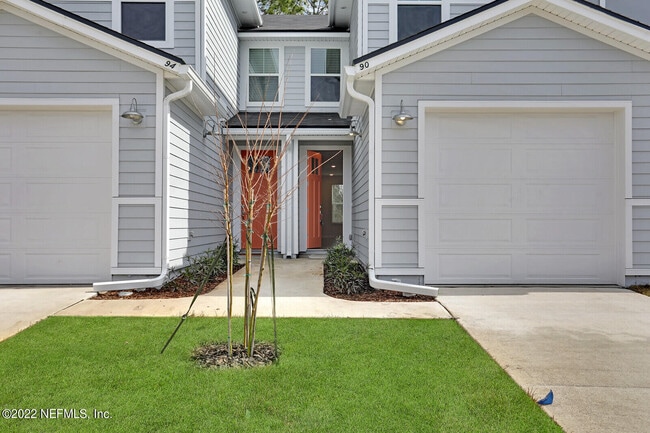 Building Photo - 90 Ridge Lake Rd