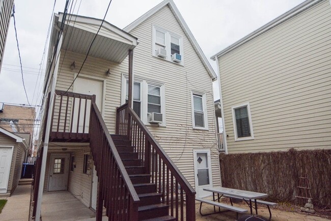Photo - 1703 W Nelson St Unit J07P