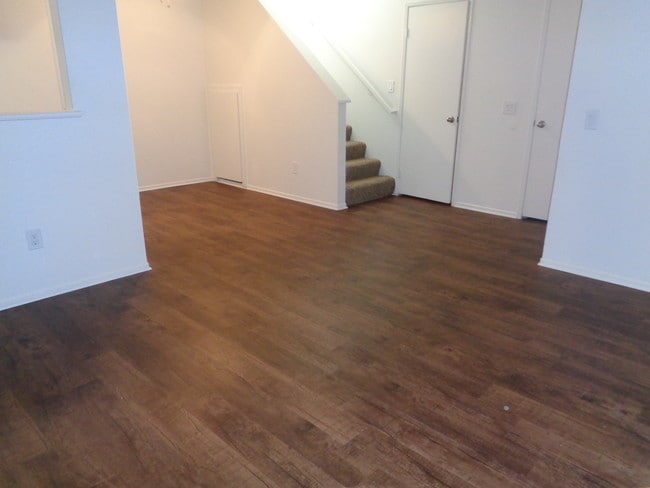 danning area - Mountain Crest Townhomes