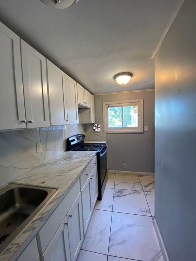 Photo - 80 Sedgwick Ave Unit APT 3