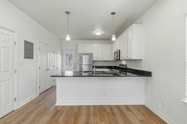 Photo - 707 Runnels Ave